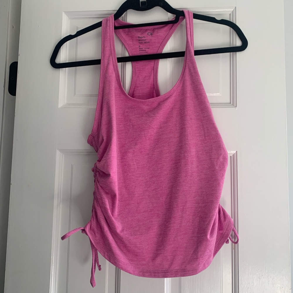 Gap fit work out top